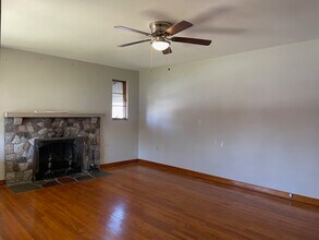 4517 Lincoln Ave in Jeannette, PA - Foto de edificio - Building Photo