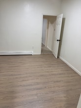 587 Grove St in Irvington, NJ - Foto de edificio - Building Photo