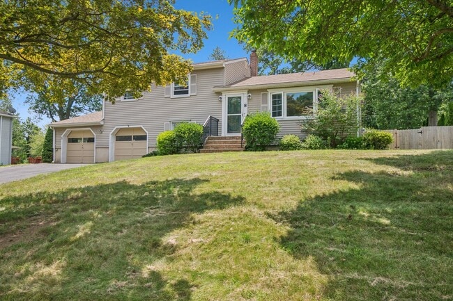 property at 8 Crescent Dr