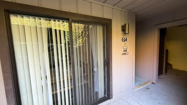 property at 1081 Cove Rd