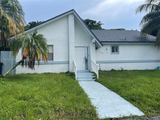 property at 13628 SW 287th Ln