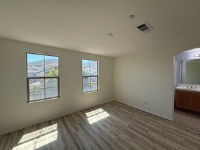 264 Marquette Ave in San Marcos, CA - Building Photo - Building Photo
