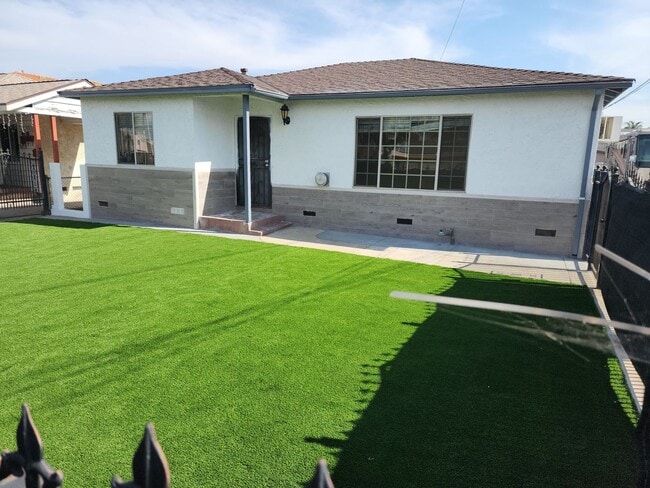 property at 932 Carob Way