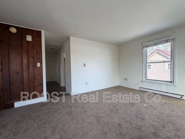 38-42-42 E Xenia Ave in Cedarville, OH - Building Photo - Building Photo