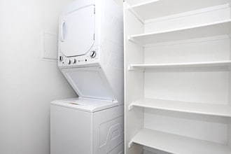 Plum Tree Apartment Homes in Martinez, CA - Building Photo - Building Photo