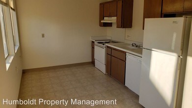 4564 Valley W Blvd-Unit -#G in Arcata, CA - Building Photo - Building Photo