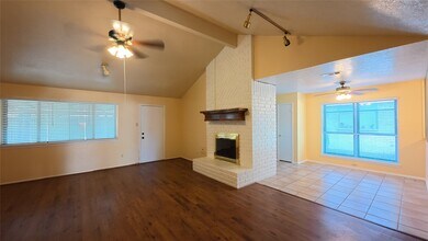 2410 Goldspring Ln in Spring, TX - Building Photo - Building Photo