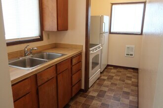412 Yakima St, Unit A in Wenatchee, WA - Building Photo - Building Photo