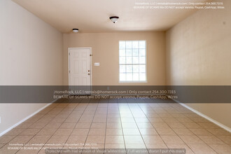 110 Starling Creek Loop in Laredo, TX - Building Photo - Building Photo