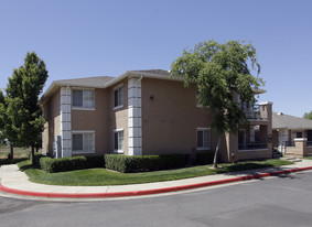 East Linda Gardens Apartments in Marysville, CA - Building Photo