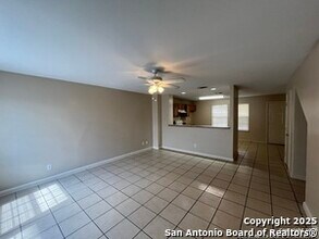 5202 Fountain Lake Dr in San Antonio, TX - Building Photo - Building Photo