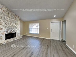 10430 NW 21st St in Sunrise, FL - Building Photo - Building Photo