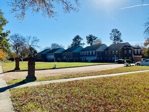 3810 Hermitage Rd in Richmond, VA - Building Photo - Building Photo