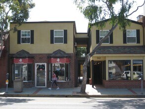 247 Broadway St in Laguna Beach, CA - Building Photo - Building Photo