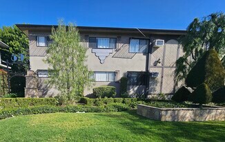 59 Esperanza Ave, Unit D in Sierra Madre, CA - Building Photo