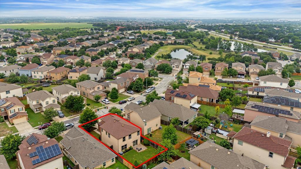 11009 Roderick Lawson Ln in Austin, TX - Building Photo