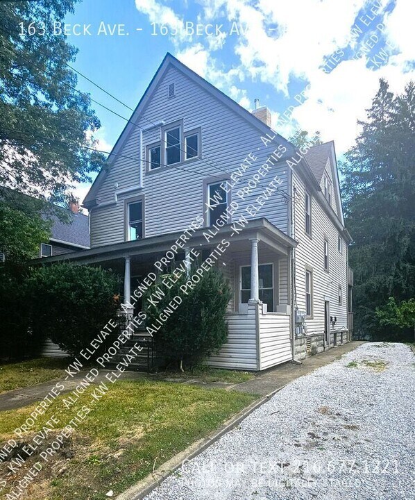 163 Beck Ave in Akron, OH - Building Photo