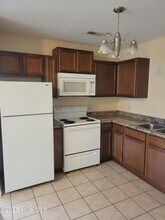 1956 Countrywood Blvd in Jacksonville, NC - Building Photo - Building Photo
