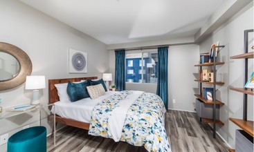 Avana on Pine in Long Beach, CA - Building Photo - Interior Photo