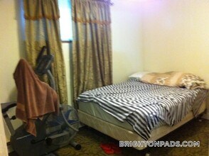 357 Faneuil St, Unit 4 in Boston, MA - Building Photo - Building Photo