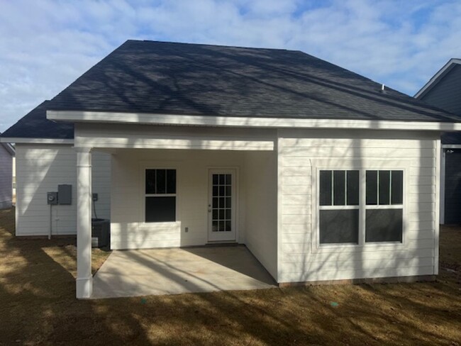 210 Lenox Cir in Lagrange, GA - Building Photo - Building Photo