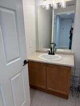 16 Crestview Cir, Unit #174 in Londonderry, NH - Building Photo - Building Photo