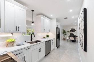 1341 SW 10th St in Fort Lauderdale, FL - Building Photo - Building Photo