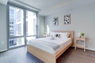 1122 N Hudson St in Arlington, VA - Building Photo - Building Photo