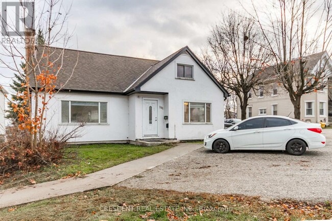 261 Barrie Rd in Orillia, ON - Building Photo - Building Photo