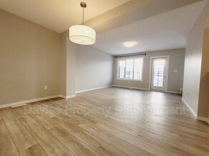 1111 Cy Becker Rd NW in Edmonton, AB - Building Photo - Building Photo