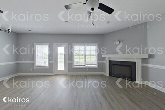 3716 Oak Leaf Wy in Greenville, NC - Foto de edificio - Building Photo