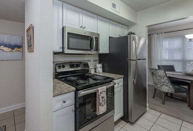 Harpers Point Apartments*