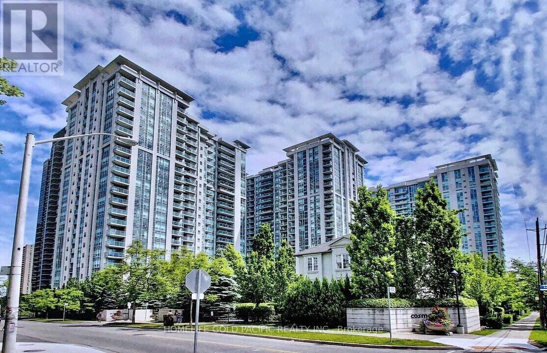 35-1135 Bales Ave in Toronto, ON - Building Photo