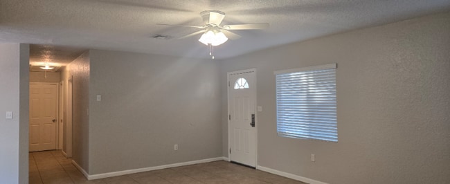 33918 Grant Ave in Leesburg, FL - Building Photo - Building Photo