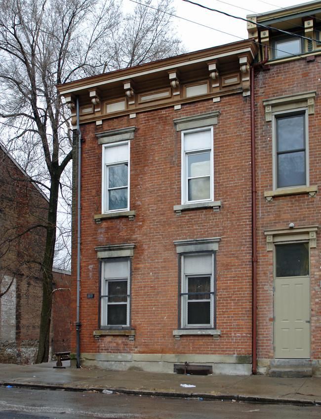 513 W McMicken Ave in Cincinnati, OH - Building Photo - Building Photo