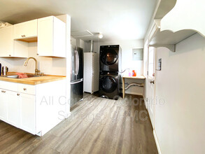 26 W Brookside St in Colorado Springs, CO - Building Photo - Building Photo