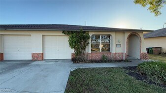 2825 SW Santa Barbara Pl in Cape Coral, FL - Building Photo
