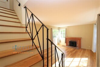 4839 Harbord Dr in Oakland, CA - Building Photo - Building Photo