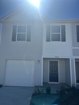 1914 Tranquility Cir in Newton, NC - Building Photo