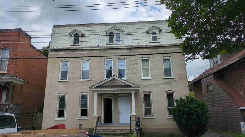 15 Hakes Ave in Hornell, NY - Building Photo