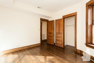 3047 W Logan Blvd in Chicago, IL - Building Photo - Building Photo