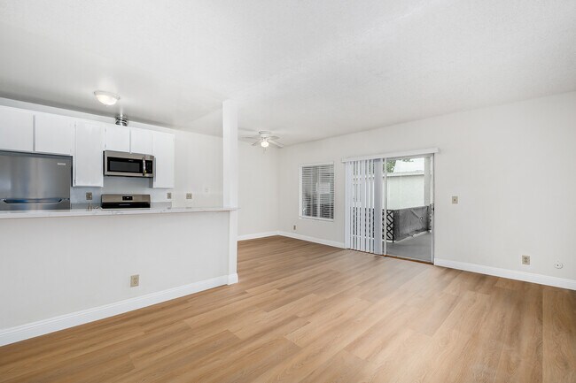 Park Terrace Apartments in Los Angeles, CA - Building Photo - Building Photo