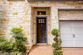 818 Yale St in Houston, TX - Building Photo - Building Photo