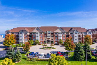 The Landing at Park Shore in St. Francis, WI - Building Photo - Building Photo