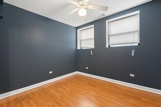 3700 N Sheffield Ave in Chicago, IL - Building Photo - Building Photo