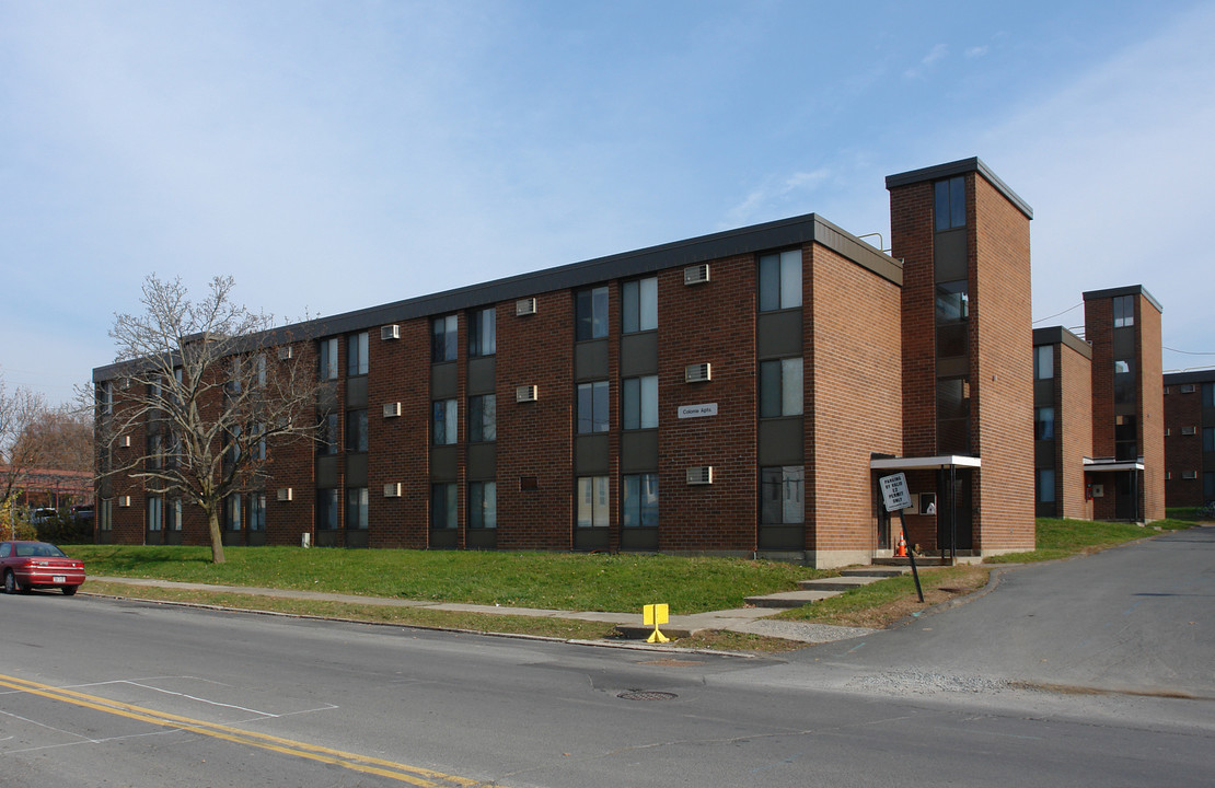 Burdett Ave Colonie Apartments in Troy, NY - Building Photo