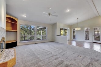 18527 Jayhawk Dr in Penn Valley, CA - Building Photo - Building Photo