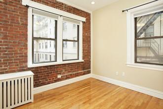 60 Charlesgate E, Unit 102 in Boston, MA - Building Photo - Building Photo