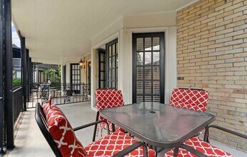 851 Vestavia Villa Ct, Unit A in Vestavia, AL - Building Photo - Building Photo