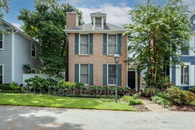 property at 109 Island Crest Cir